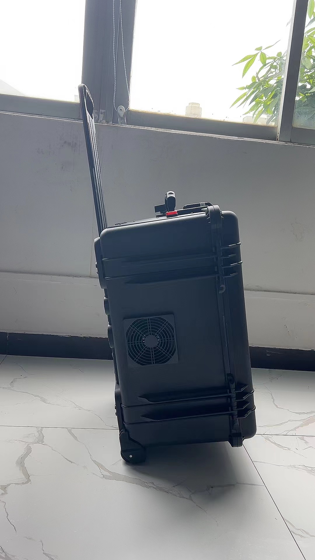 姜堰手拉箱型移动通信干扰器